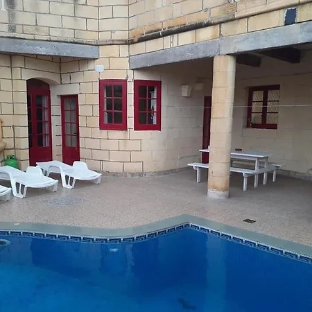 4 Bedroom Farmhouse With Private Pool In Xaghra Gozo *