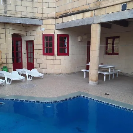 4 Bedroom Farmhouse With Private Pool In Xaghra Gozo